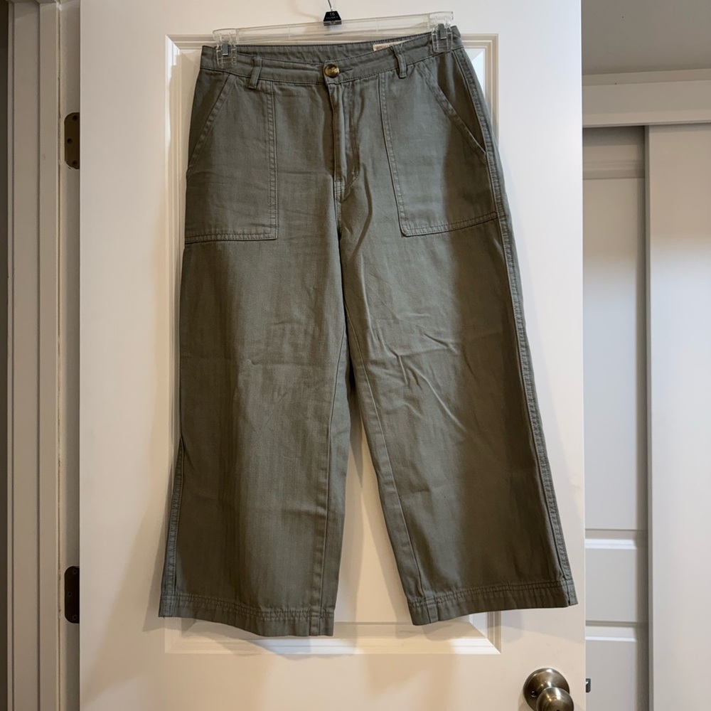 Universal Thread Blue Distressed Straight Leg Jea… - image 7